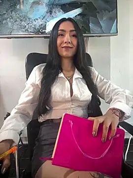 Amy Kiitty  online show from July 28, 2026, 4:39 pm