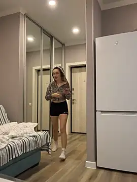 viviandaimond1 online show from February 18, 2025, 3:54 pm