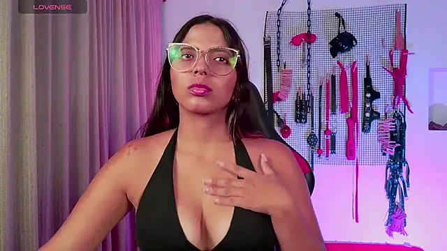 Megaan Greey online show from October 11, 2025, 9:35 pm