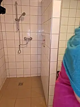 Snapshot of AmazingCurvy chatting on February 18, 2025, 10:58 pm AmazingCurvy online show from February 18, 2025, 10:58 pm