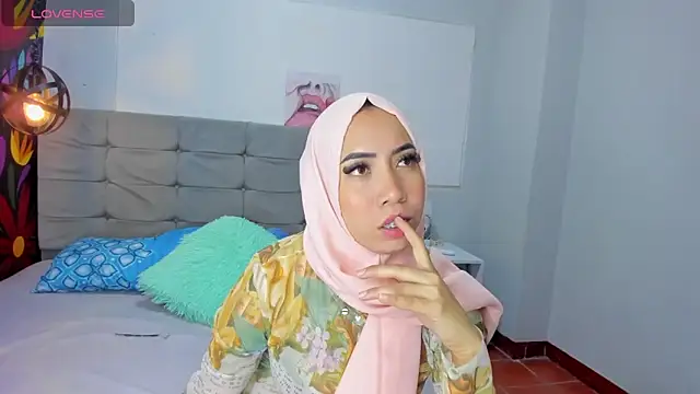 Sweet hot mia online show from January 23, 2025, 7:40 pm