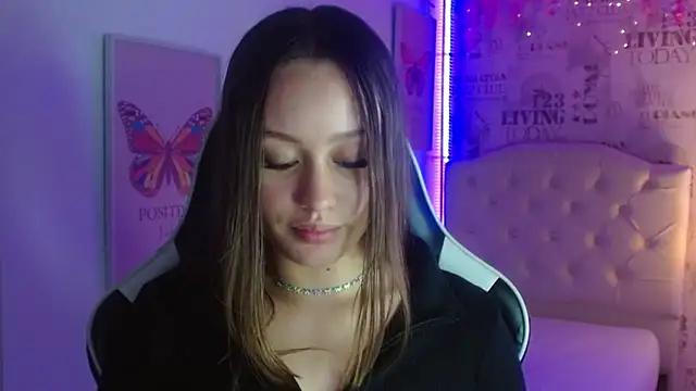 Ivyy Crystal online show from February 28, 2025, 12:10 am