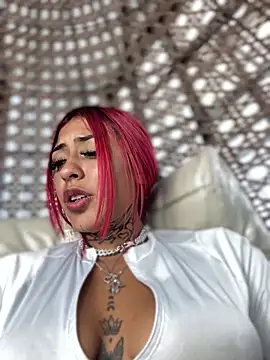 Kuromi LS online show from January 13, 2025, 5:23 pm