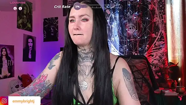 Snapshot of Emmybrightj_ chatting on April 27, 2026, 2:20 am Emmybrightj online show from April 27, 2026, 2:20 am