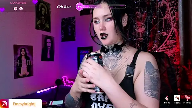 Snapshot of Emmybrightj_ chatting on June 28, 2026, 4:18 am Emmybrightj online show from June 28, 2026, 4:18 am