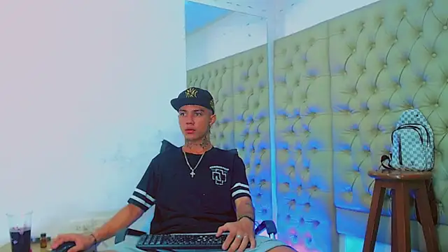 HannibalLester online show from January 29, 2025, 1:28 pm