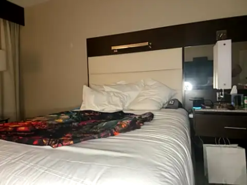 mackshaft4711 online show from November 6, 2025, 5:52 am