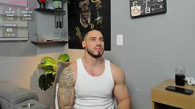 Snapshot of Giorgio-Leone chatting on November 19, 2025, 2:11 am Giorgio-Leone online show from November 19, 2025, 2:11 am