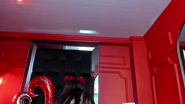 Snapshot of nathalie_rossel chatting on February 13, 2025, 7:10 pm nathalie rossel online show from February 13, 2025, 7:10 pm