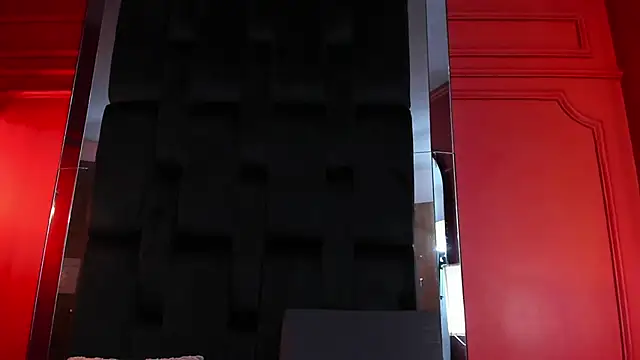 Snapshot of nathalie_rossel chatting on February 26, 2025, 10:09 pm nathalie rossel online show from February 26, 2025, 10:09 pm