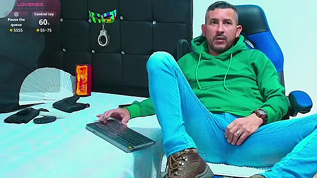 Yeol King online show from January 17, 2026, 3:06 pm