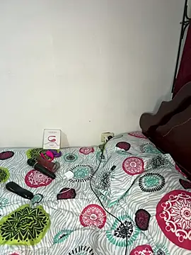 Snapshot of Naiara_Sex_ chatting on March 31, 2026, 12:23 am Naiara Sex online show from March 31, 2026, 12:23 am