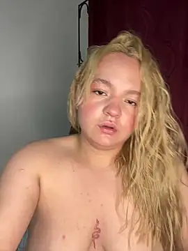 Snapshot of Naiara_Sex_ chatting on April 4, 2026, 11:57 pm Naiara Sex online show from April 4, 2026, 11:57 pm