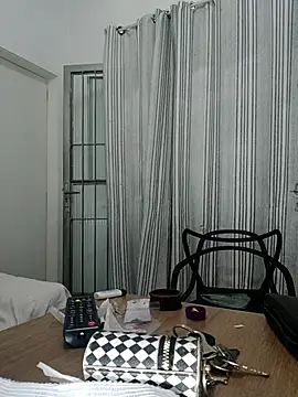 Snapshot of annybarros21 chatting on November 9, 2025, 3:27 am annybarros21 online show from November 9, 2025, 3:27 am