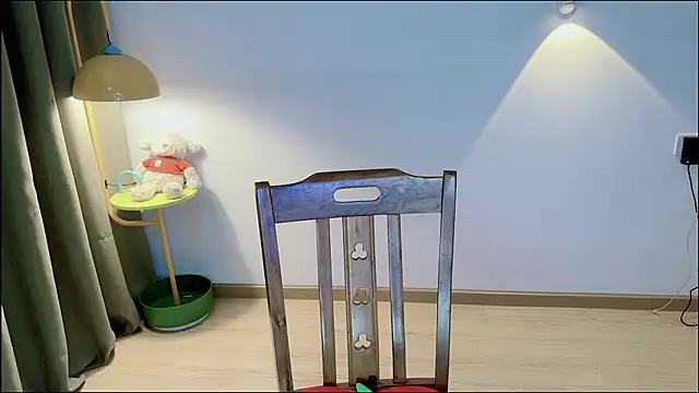 xiaodaibabyy online show from July 6, 2026, 3:03 pm