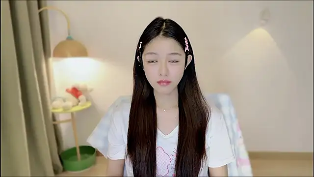 xiaodaibabyy online show from July 12, 2026, 12:29 pm