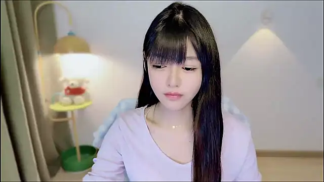 xiaodaibabyy online show from July 16, 2026, 1:17 pm