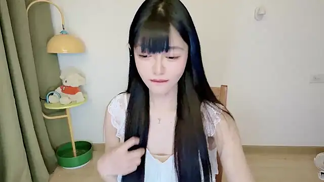 xiaodaibabyy online show from July 28, 2026, 2:13 pm