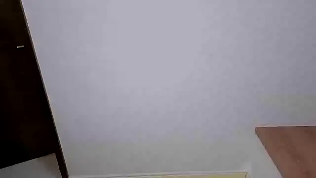 asiajustin11 online show from December 25, 2024, 12:26 pm