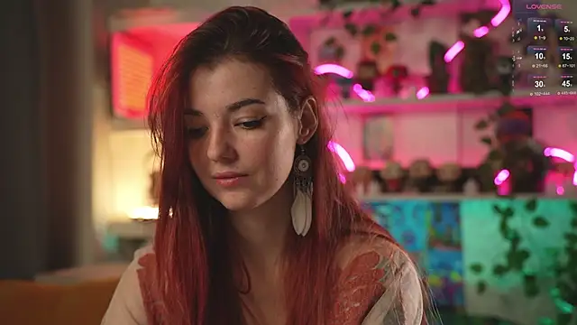 Snapshot of Charmings_054 chatting on February 20, 2025, 6:35 pm Charmings 054 online show from February 20, 2025, 6:35 pm