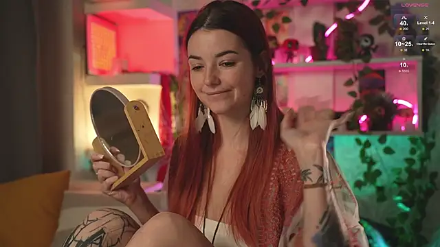 Snapshot of Charmings_054 chatting on March 1, 2025, 5:38 pm Charmings 054 online show from March 1, 2025, 5:38 pm