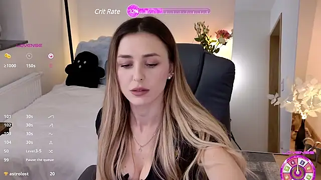 Sophie Enzo online show from March 17, 2025, 9:34 pm