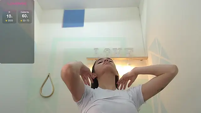 Mia-kalinfa online show from January 29, 2025, 6:50 pm