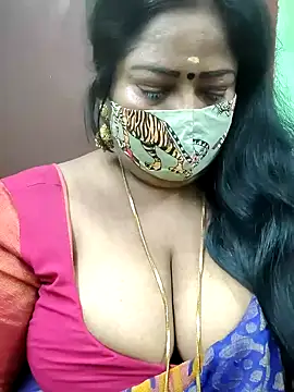 Snapshot of maniisha chatting on December 25, 2024, 8:51 am maniisha online show from December 25, 2024, 8:51 am