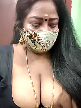 Snapshot of maniisha chatting on December 28, 2024, 5:25 pm maniisha online show from December 28, 2024, 5:25 pm