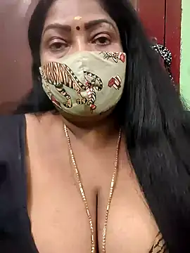 Snapshot of maniisha chatting on January 19, 2025, 6:21 pm maniisha online show from January 19, 2025, 6:21 pm