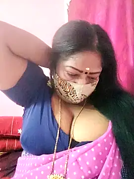 Snapshot of maniisha chatting on February 2, 2025, 6:20 pm maniisha online show from February 2, 2025, 6:20 pm