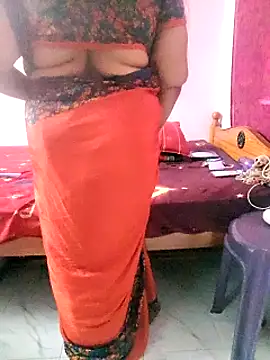 Snapshot of maniisha chatting on February 27, 2025, 2:32 am maniisha online show from February 27, 2025, 2:32 am