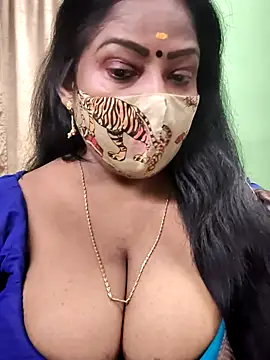 Snapshot of maniisha chatting on October 22, 2025, 7:13 pm maniisha online show from October 22, 2025, 7:13 pm