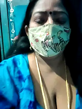 Snapshot of maniisha chatting on February 4, 2026, 5:35 am maniisha online show from February 4, 2026, 5:35 am