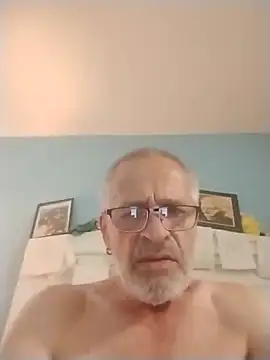 Snapshot of geilerschwanz64 chatting on April 21, 2026, 3:46 am geilerschwanz64 online show from April 21, 2026, 3:46 am