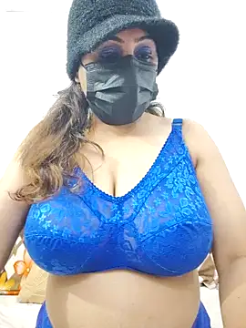 XXHOTSEX69 online show from February 9, 2025, 6:47 pm