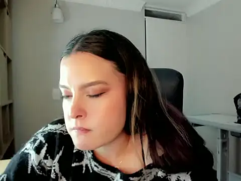 AmandaCallum online show from July 27, 2026, 12:06 am