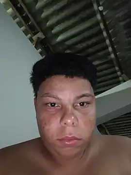 Snapshot of Bissexual3 chatting on May 29, 2026, 2:09 am Bissexual3 online show from May 29, 2026, 2:09 am