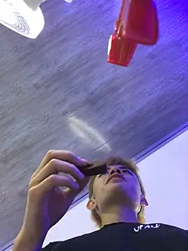 nico 18x online show from February 7, 2025, 7:38 pm