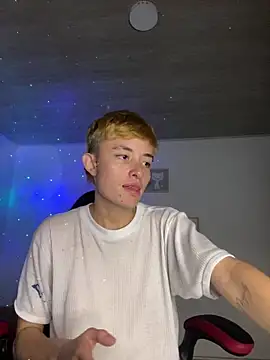 nico 18x online show from February 11, 2025, 5:26 am