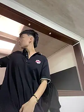 nico 18x online show from March 5, 2025, 12:44 pm