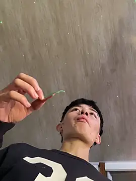 nico 18x online show from March 8, 2025, 9:51 pm