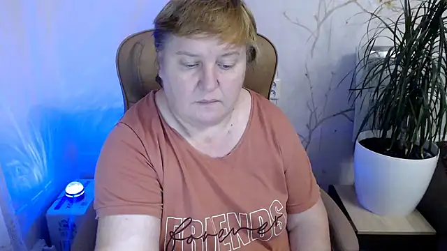 Limonka-Fire online show from December 8, 2024, 5:33 pm