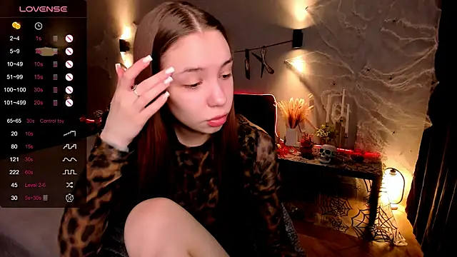 MilliBrown  online show from November 1, 2025, 6:26 am