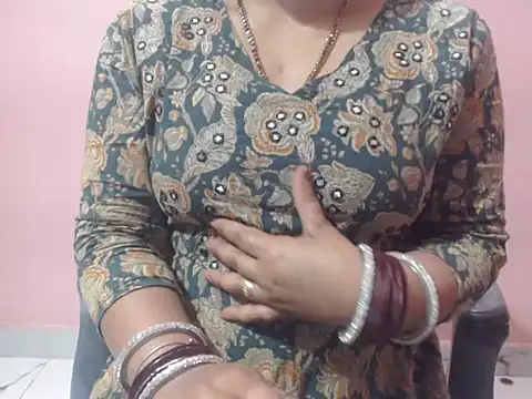 Snapshot of Jannat_ji chatting on February 24, 2026, 8:34 am Jannat ji online show from February 24, 2026, 8:34 am