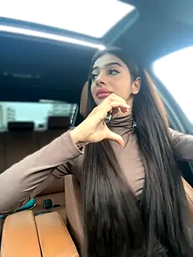 LaraVegas  online show from September 12, 2025, 5:07 am