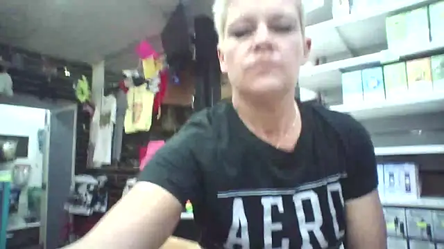 Snapshot of jadegilf1 chatting on April 18, 2026, 1:48 pm jadegilf1 online show from April 18, 2026, 1:48 pm