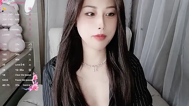 Blossom-666 online show from January 14, 2025, 8:15 pm