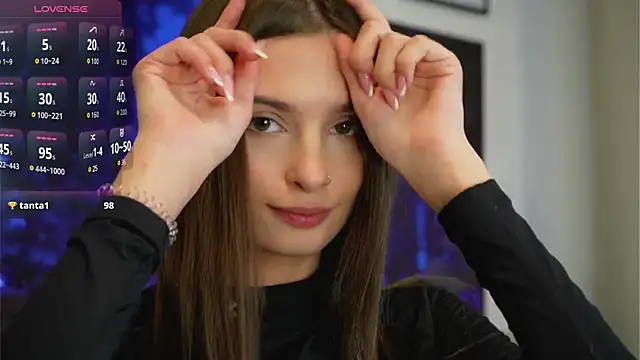 EvaLung777 online show from November 10, 2025, 6:01 am