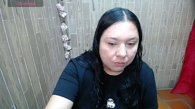 solyeria online show from March 8, 2026, 2:04 am